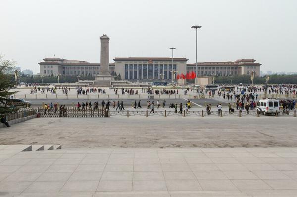 Памятник Народным героям на площади Тяньаньмэнь и Дом народных собраний, Пекин