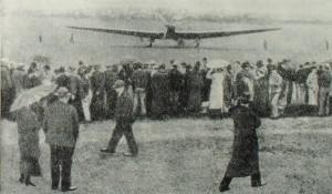 Самолет В.П. Чкалова на аэродроме в Ванкувере. Фотография. 1937 год.